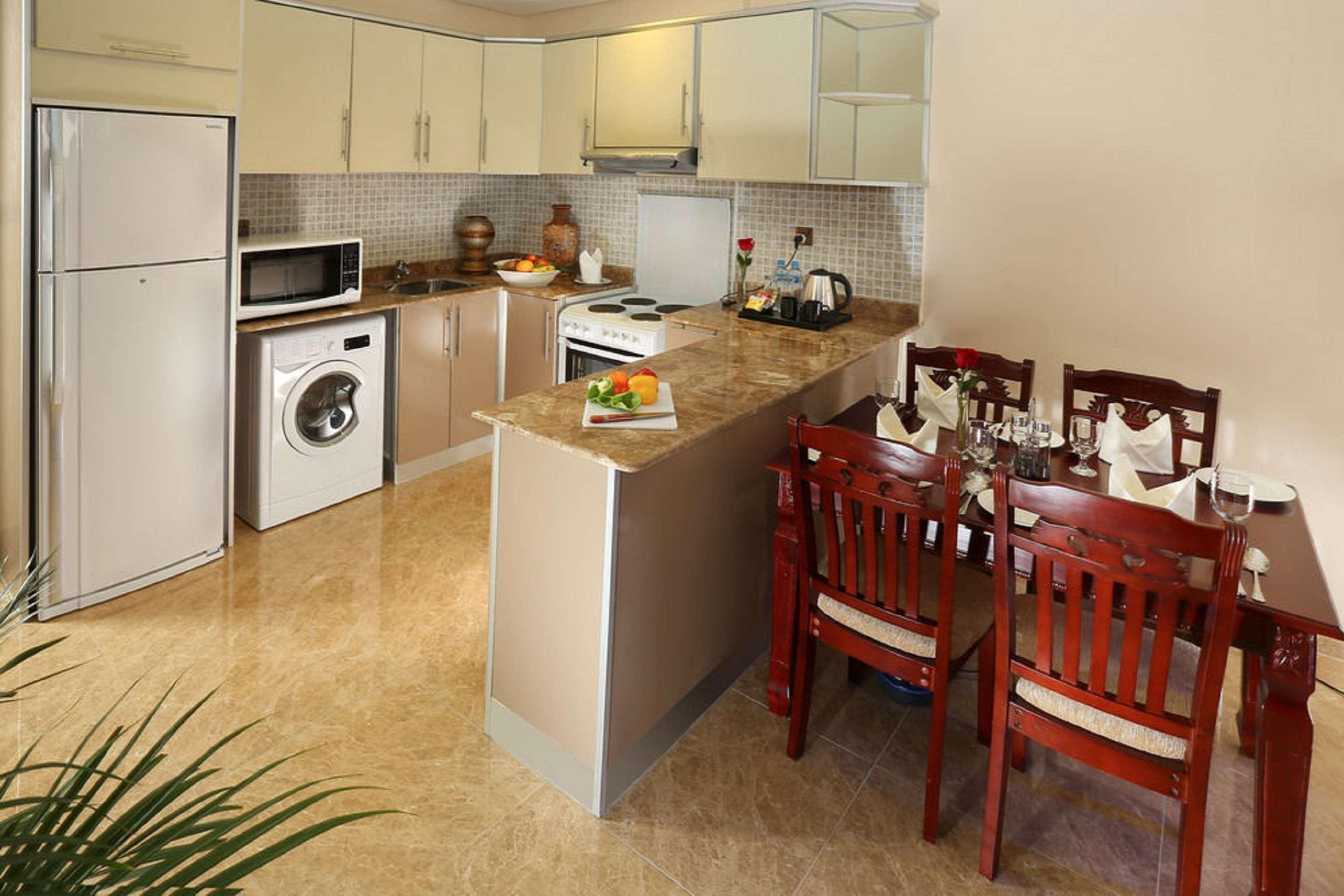 Best Western Plus Salmiya Kuwait City Esterno foto