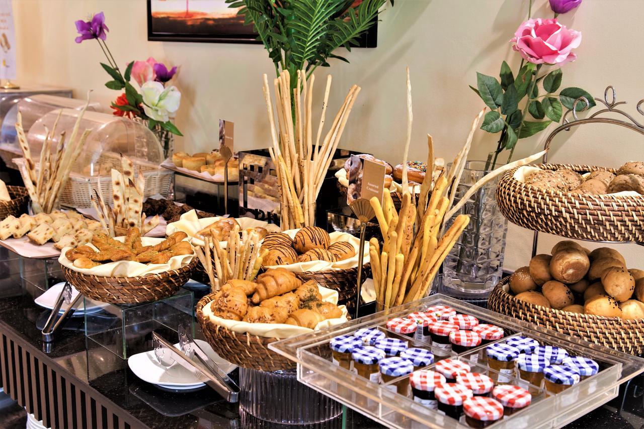 Best Western Plus Salmiya Kuwait City Esterno foto